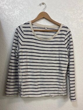 GAP • white and navy striped long-sleeve tee with a round neck, Large.